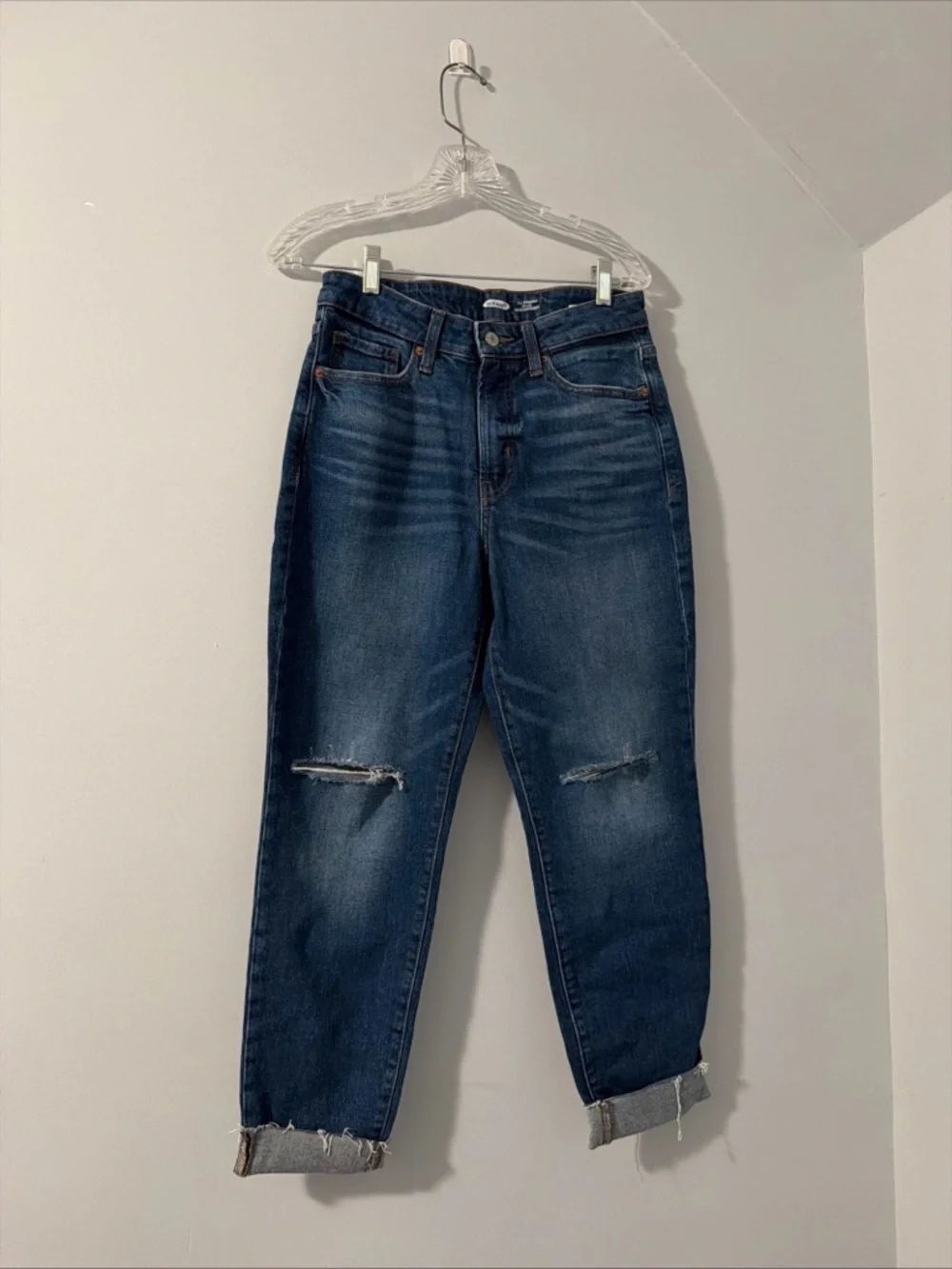 The Old Navy High Rise O.G. Straight Secret Slim Pockets in size 6/28 - Picture 1 of 9